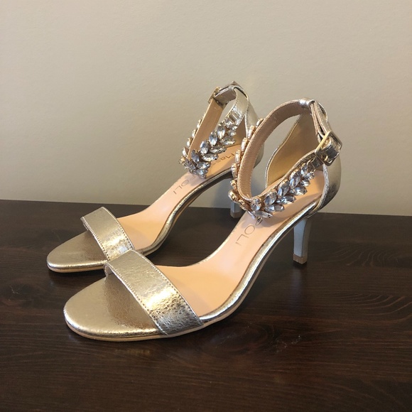 Champagne heels with crystal detail on strap - Picture 1 of 4
